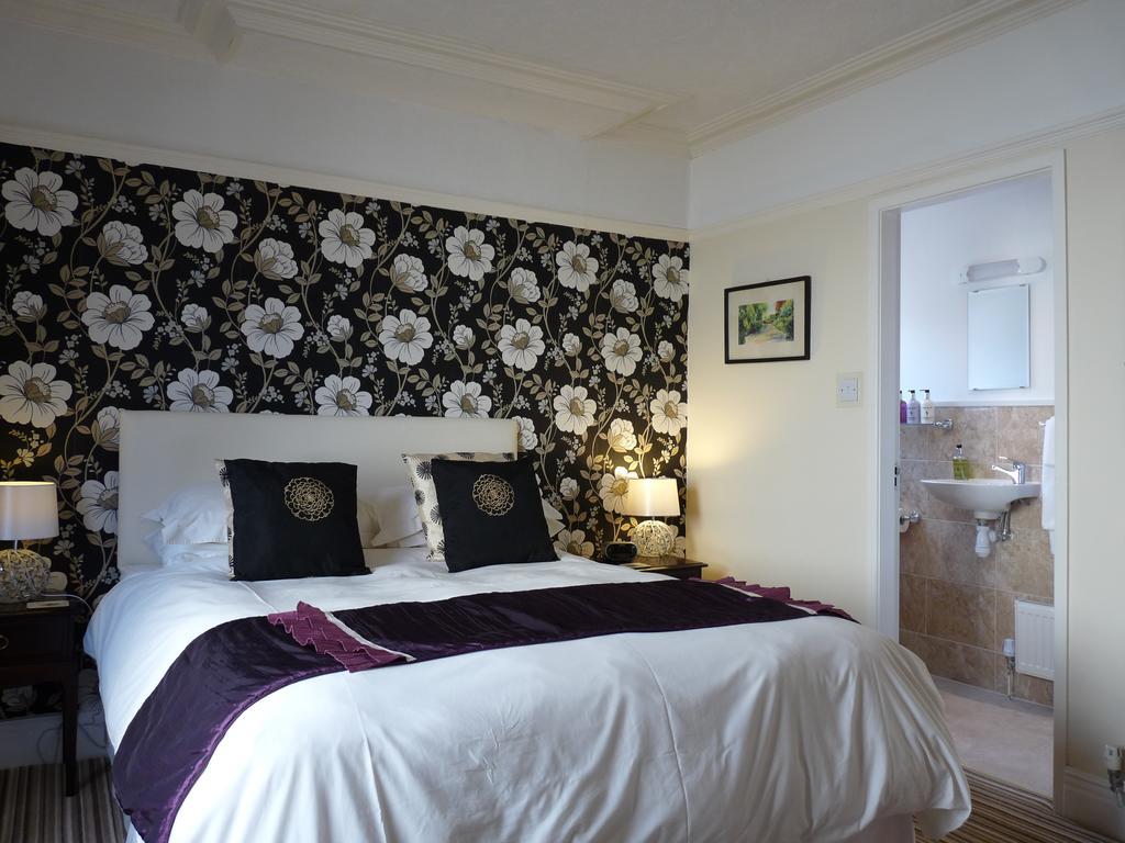 Cornerways Guest House 랜디드노 외부 사진