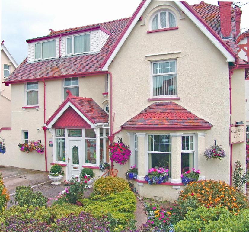 Cornerways Guest House 랜디드노 외부 사진